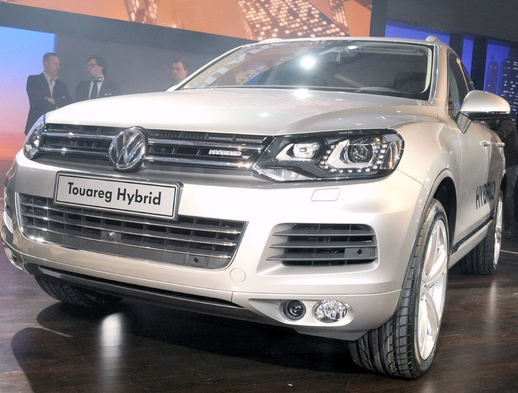 Volkswagen (VW) () Touareg II (7P5, 7P6):  