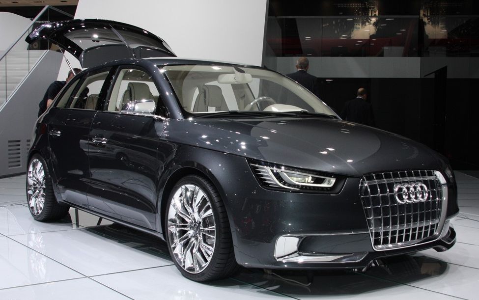 Audi () A1 I (8X1):  