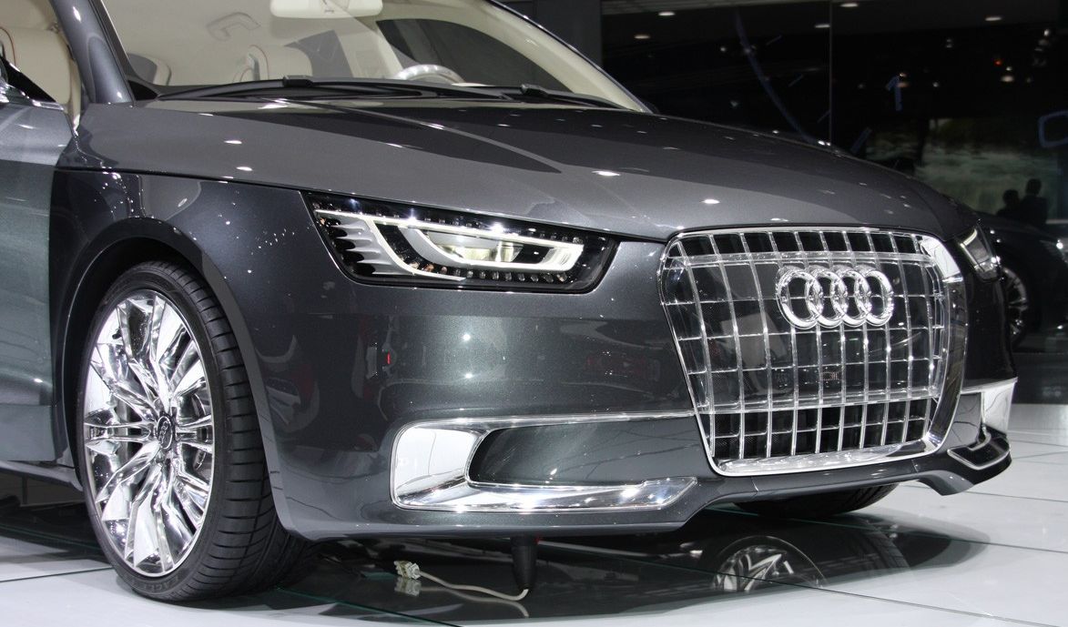 Audi () A1 I (8X1):  