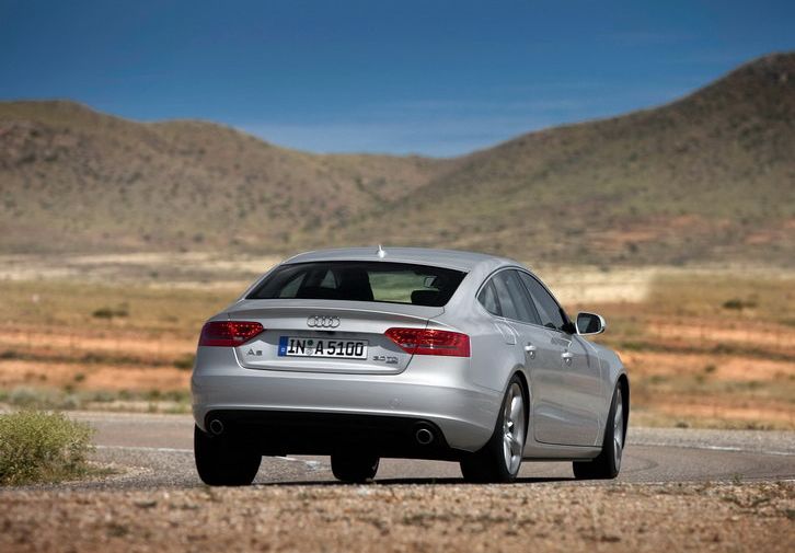 Audi () A5 I Sportback (8TA):  