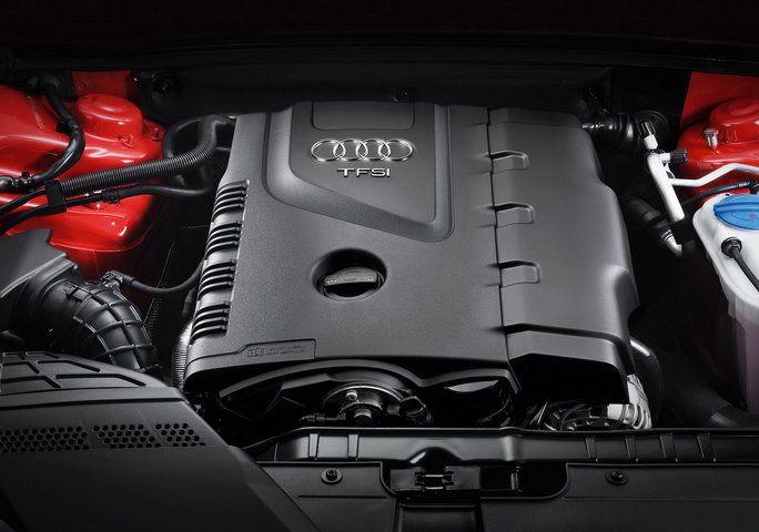 Audi () A5 I Sportback (8TA):  