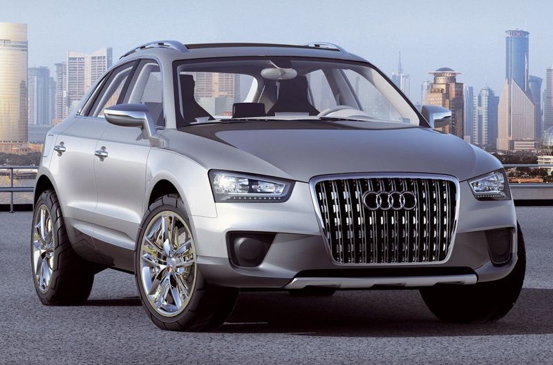 Audi () Q3 I (8UB, 8UG):  