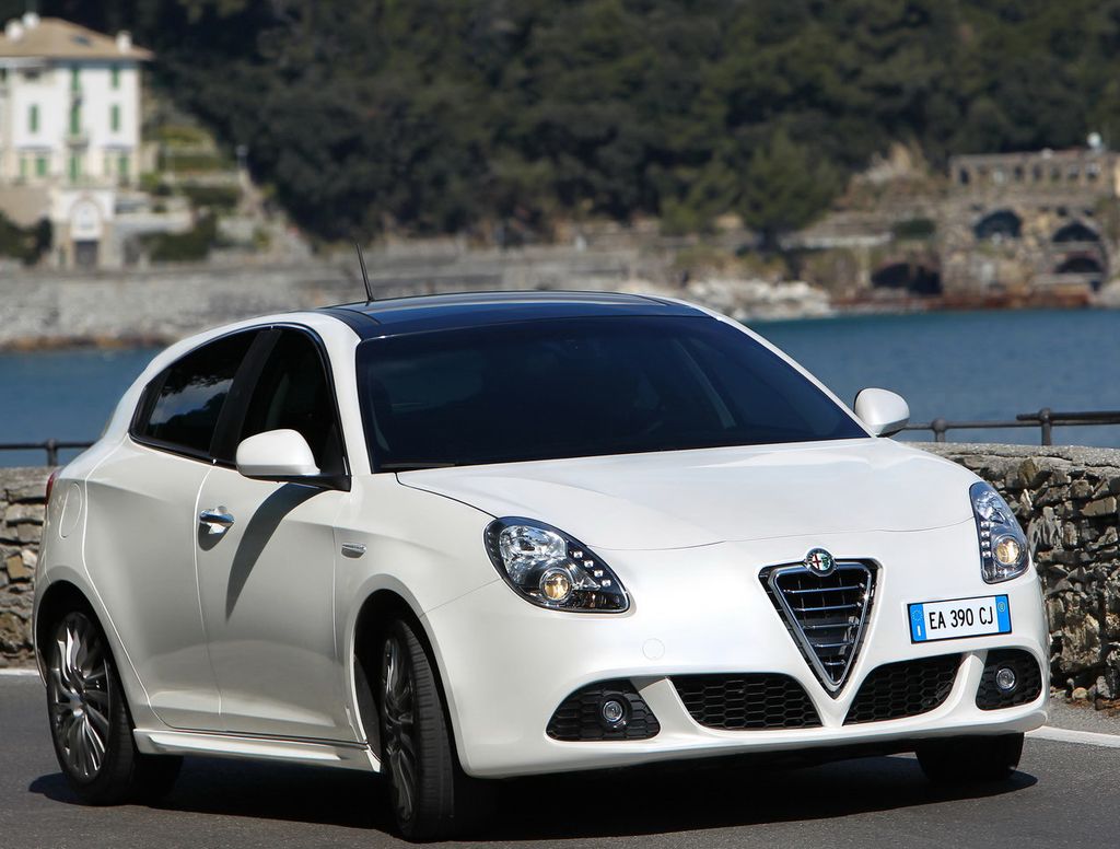 Alfa Romeo ( ) Giulietta (940):  