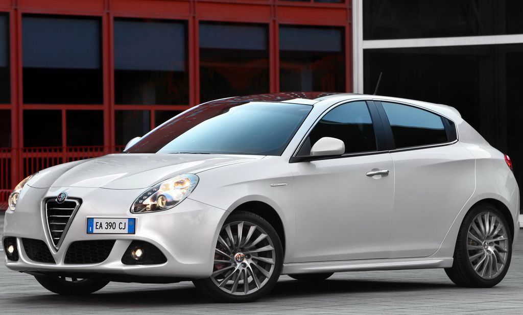 Alfa Romeo ( ) Giulietta (940):  