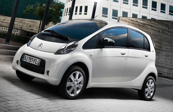 Citroen () C-ZERO:  