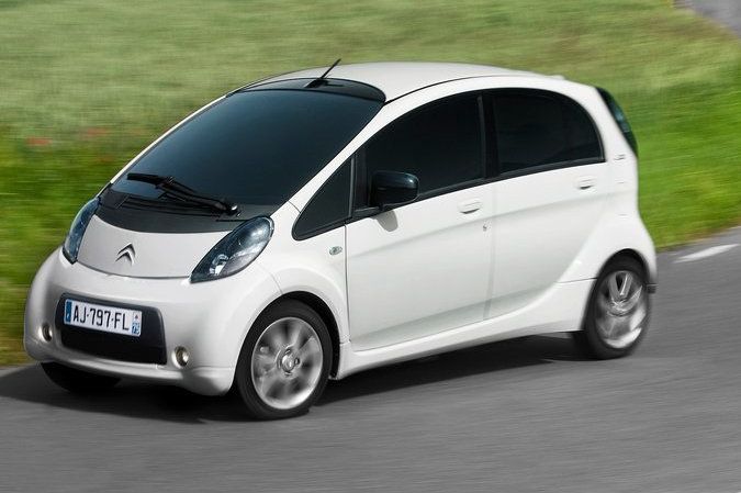 Citroen () C-ZERO:  