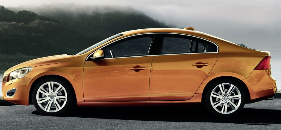Volvo () S60 II:  