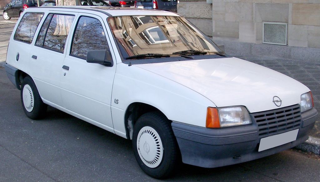 Opel (�����) Kadett E (35_, 36_, 45_, 46_): ���� ����������