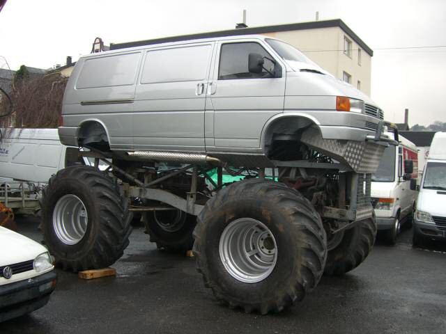 Volkswagen (VW) () Transporter IV Monster BIG FOOT :  