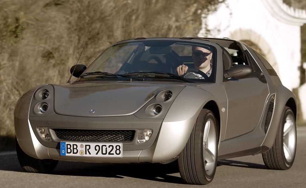 Smart () Roadster Coupe:  