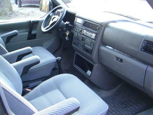 Volkswagen (VW) () Transporter IV (T4), 70E, 70L:  