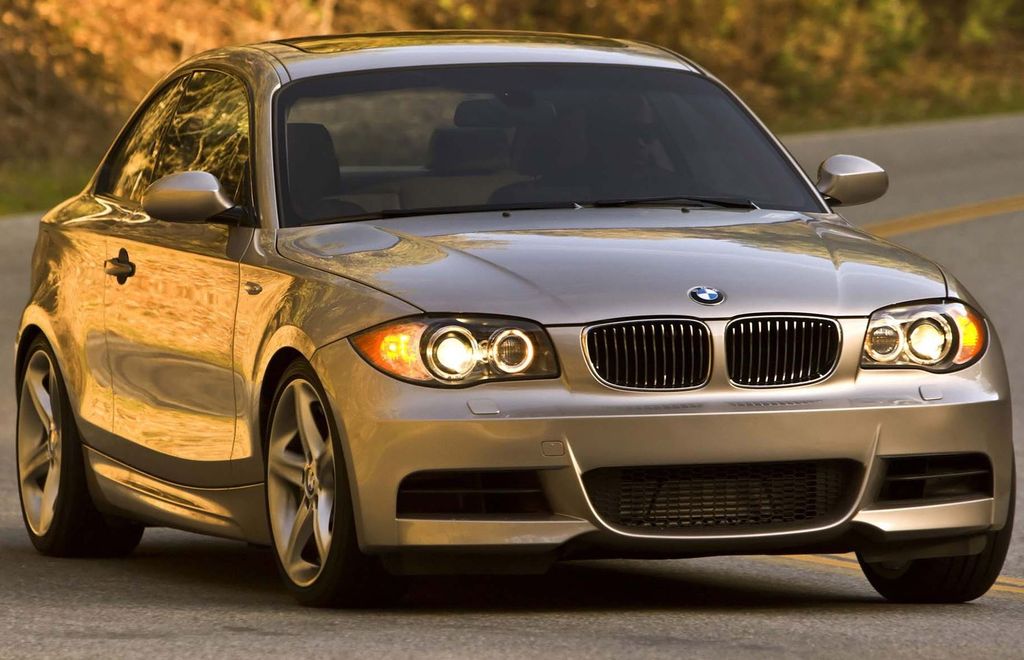 BMW () 1-Series (E82 Coupe):  