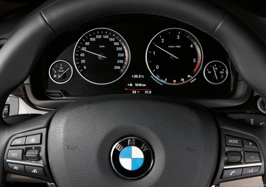 BMW () 5-Series (F10, F18):  