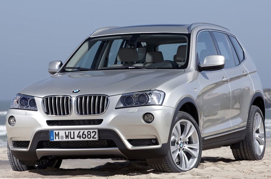 BMW () X3 (F25):  