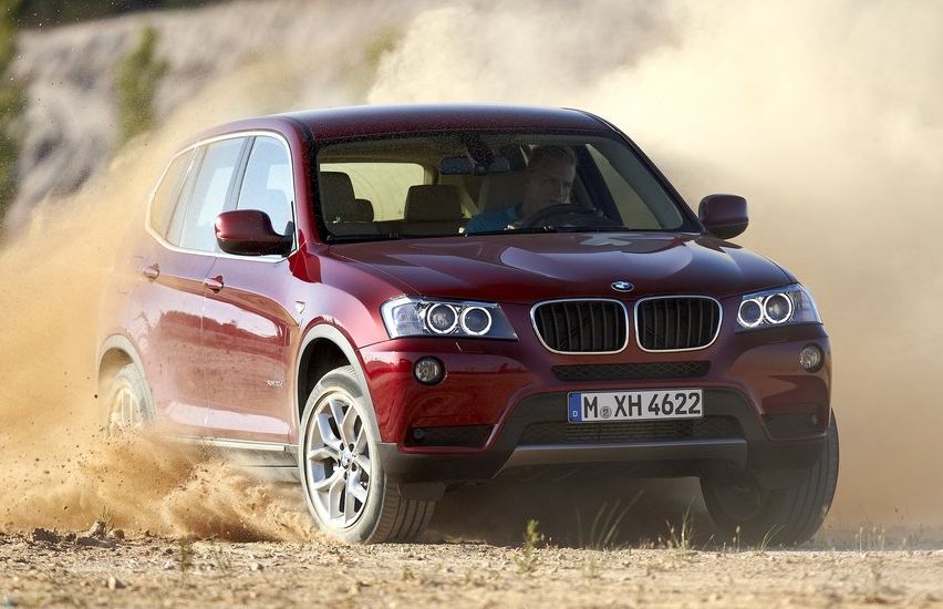 BMW () X3 (F25):  