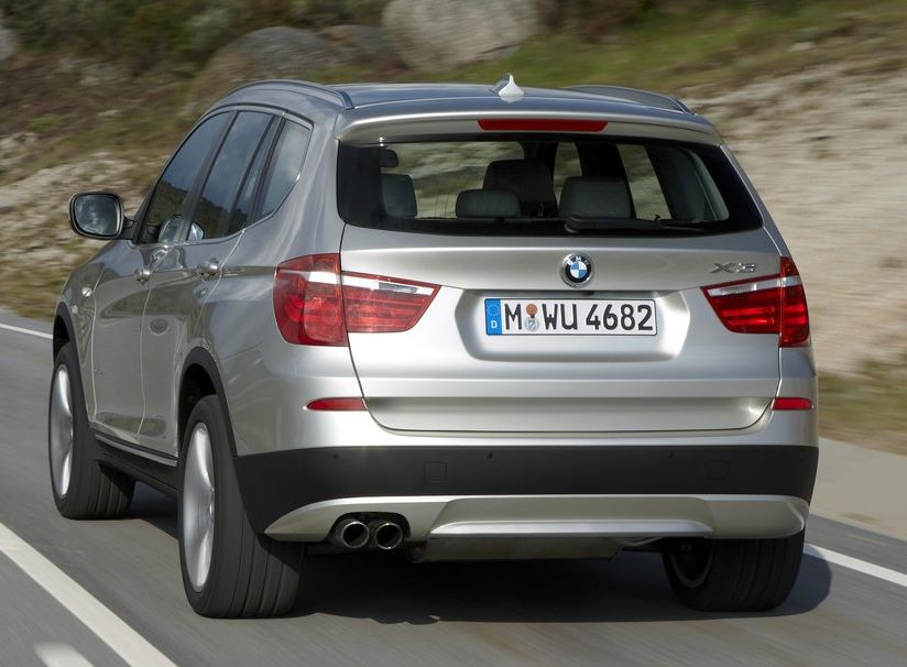 BMW () X3 (F25):  