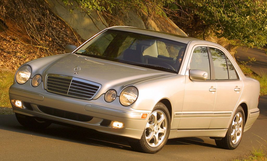 Mercedes Benz () E-Class (W210):  