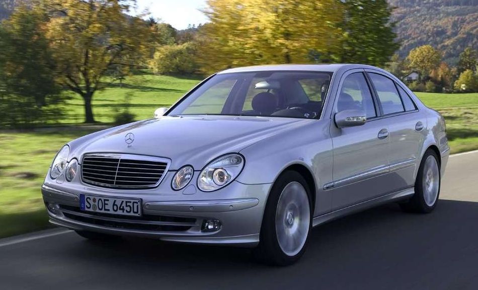 Mercedes Benz () E-Class (W211):  