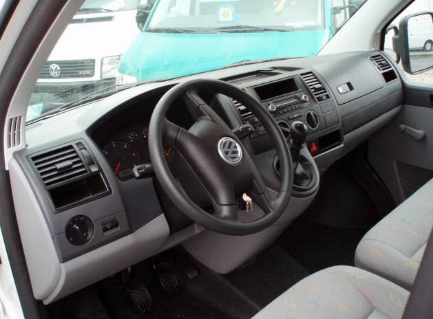 Volkswagen (VW) () Transporter V (7JD, 7JE):  
