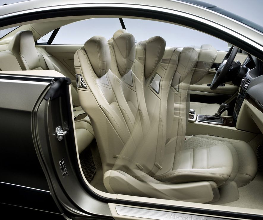 Mercedes Benz () E-Class (C207):  