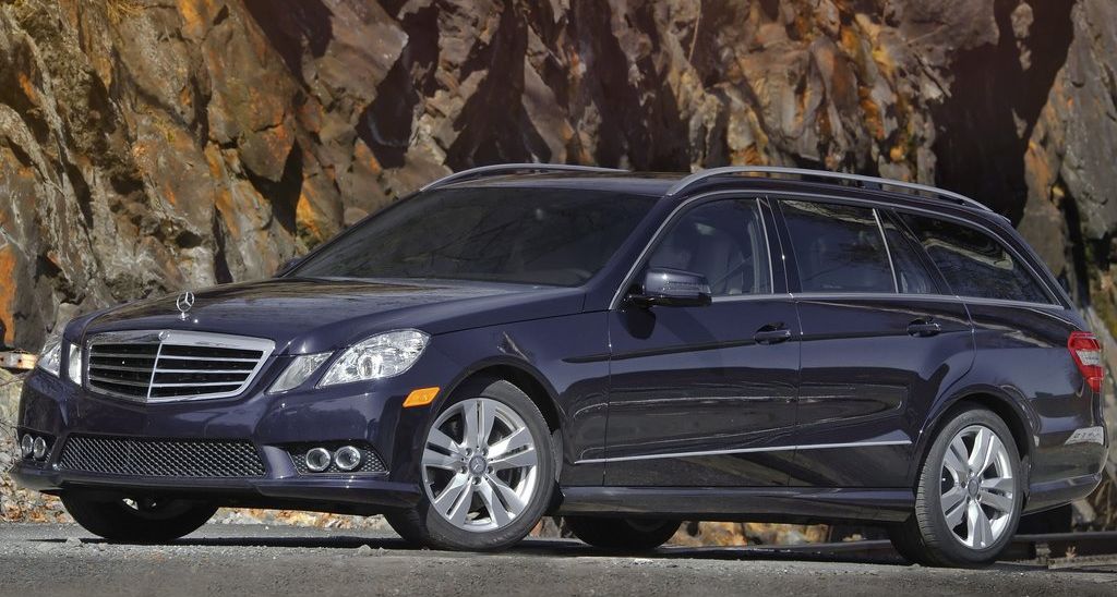 Mercedes Benz () E-Class (S212):  