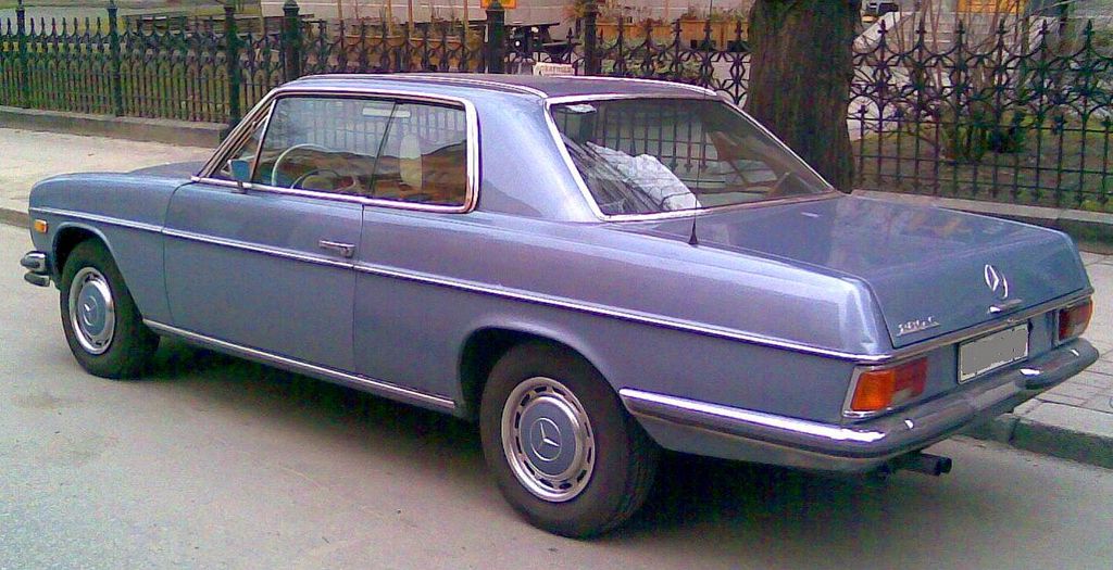 Mercedes Benz () 8 coupe (W114):  
