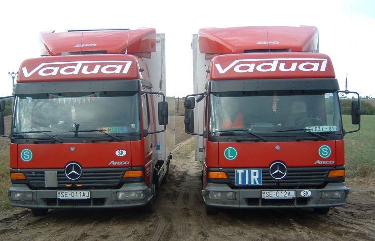 Mercedes Benz () Atego:  
