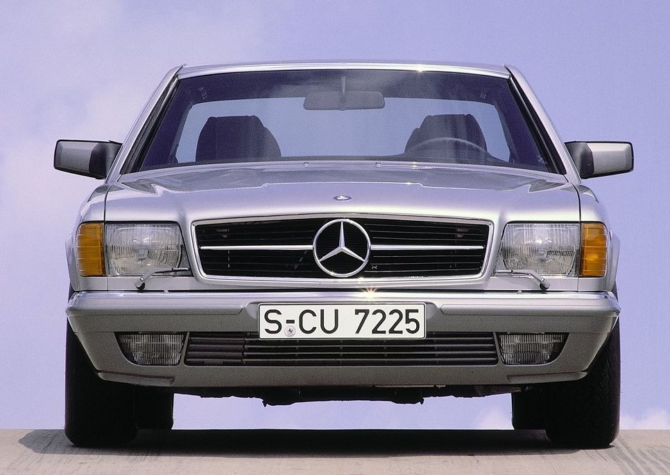 Mercedes Benz () S-Class (C126):  