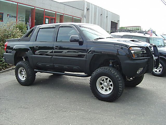 Chevrolet () Avalanche Big Foot:  