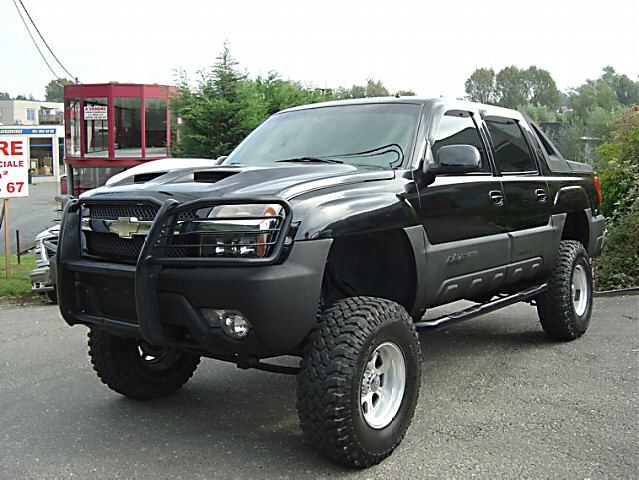 Chevrolet () Avalanche Big Foot:  