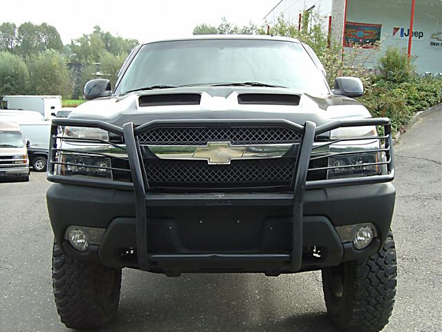 Chevrolet () Avalanche Big Foot:  