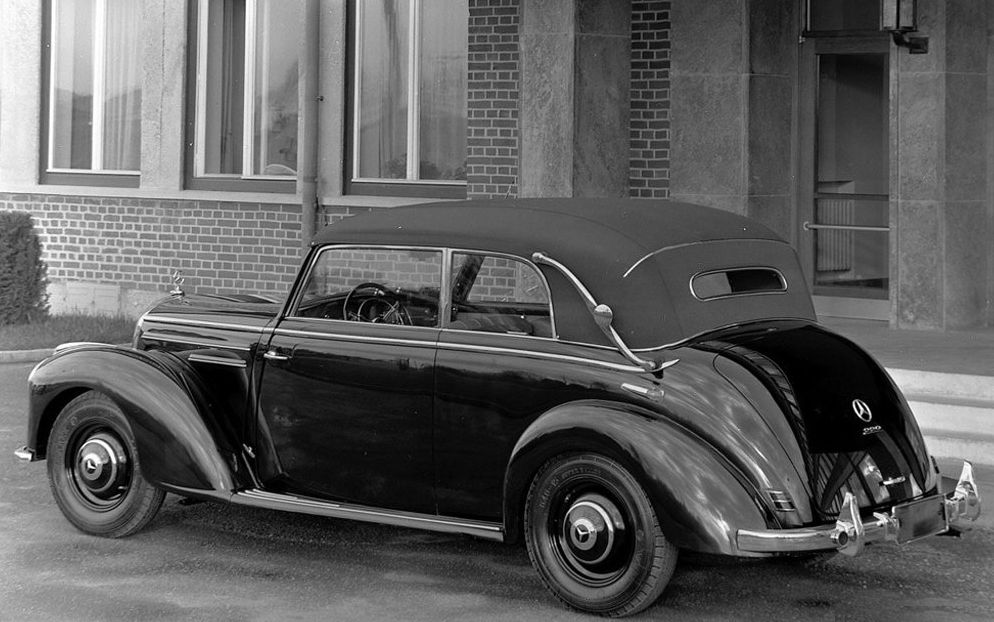 Mercedes Benz w187