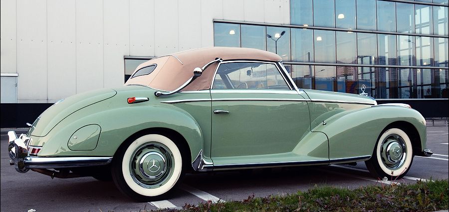 Mercedes Benz () 300S (W188):  