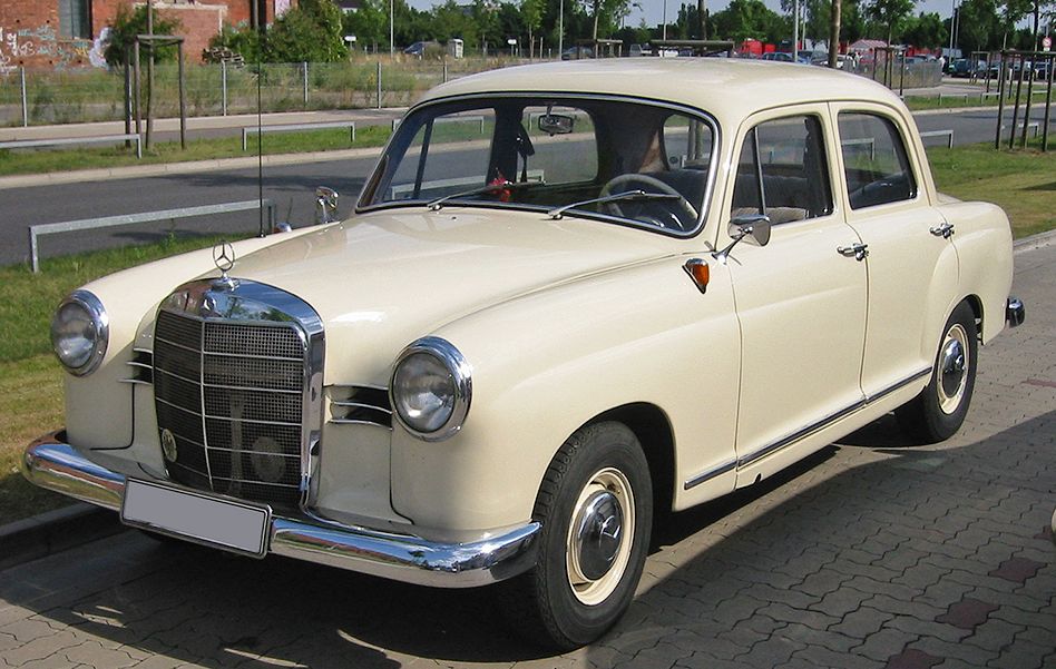 Mercedes Benz () 190 (W190):  
