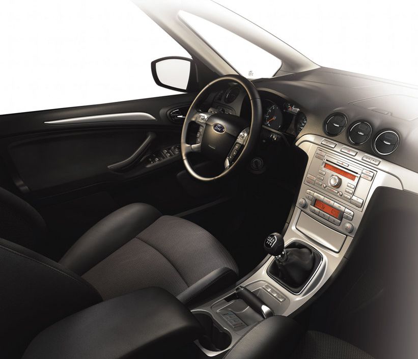 Ford () S-MAX:  