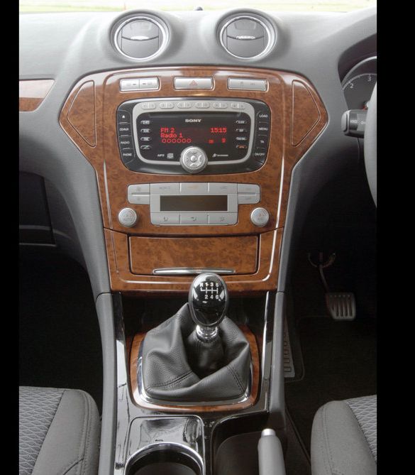Ford () Mondeo IV:  