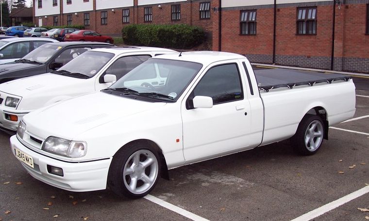 Ford () P 100 II:  