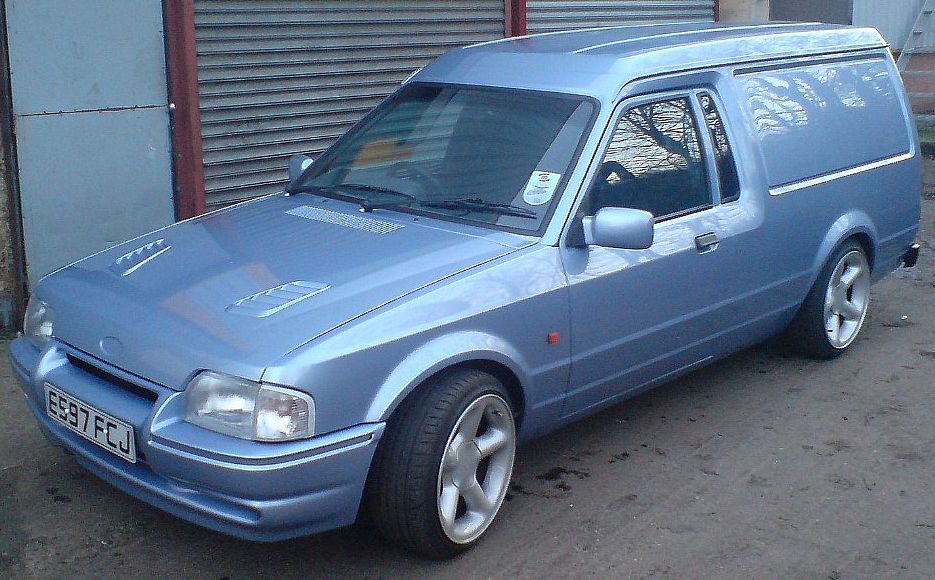 Ford () Escort IV (AWF, AVF):  