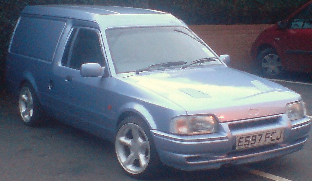 Ford () Escort IV (AWF, AVF):  