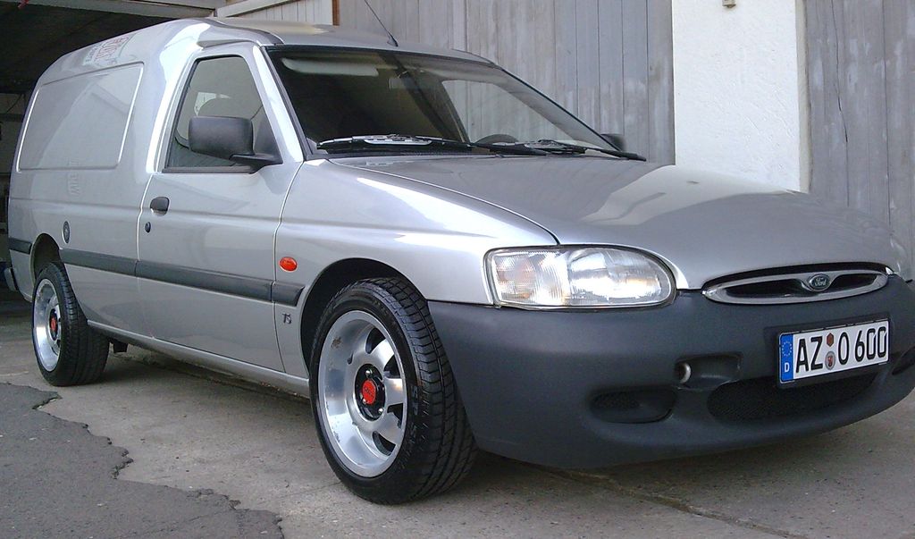 Ford () Escort 95 (AVL):  