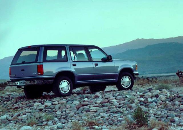 Ford () Explorer I (UN46):  