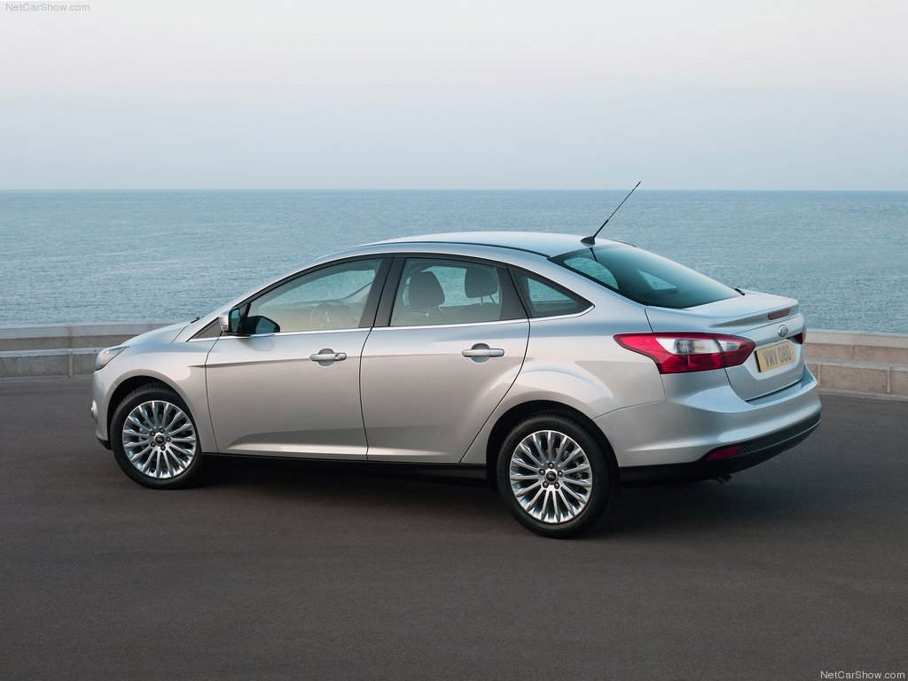 Ford () Focus III:  