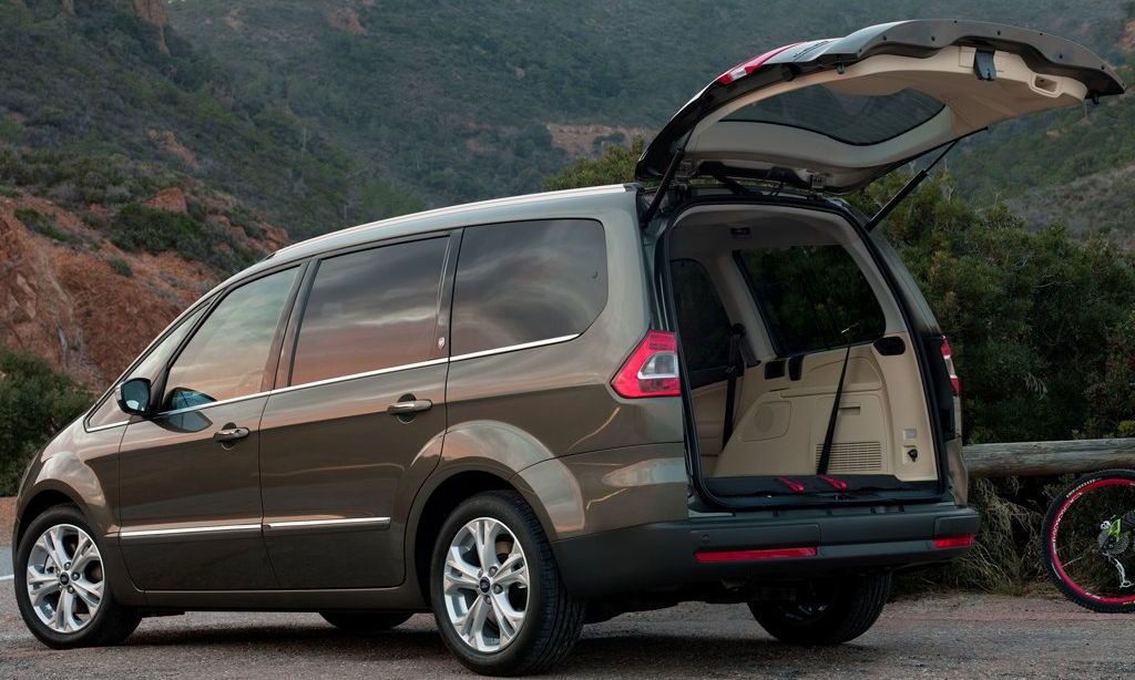 Ford () Galaxy II:  