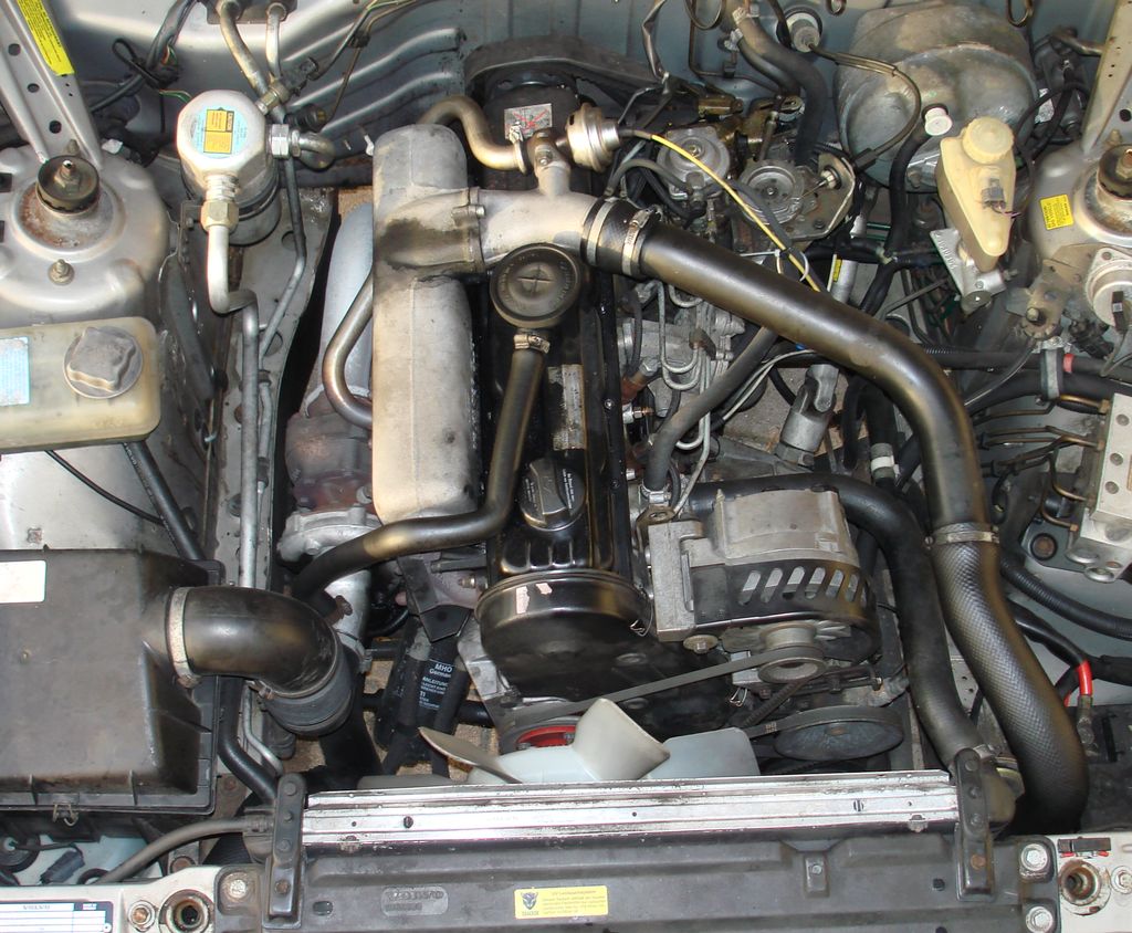 Volvo () D24:  