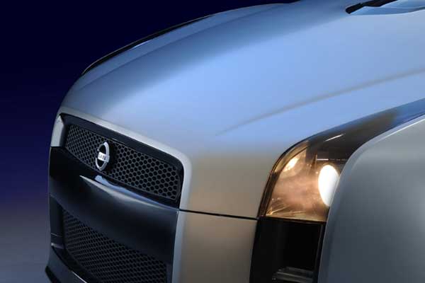 Nissan () GT-R concept:  
