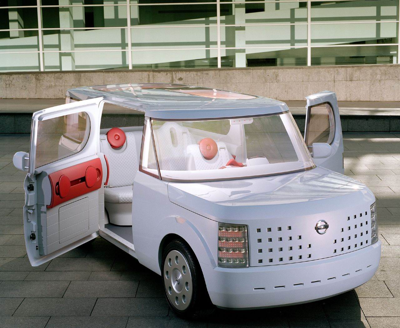 Nissan () Chappo concept:  