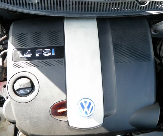 Volkswagen (VW) () AXU:  