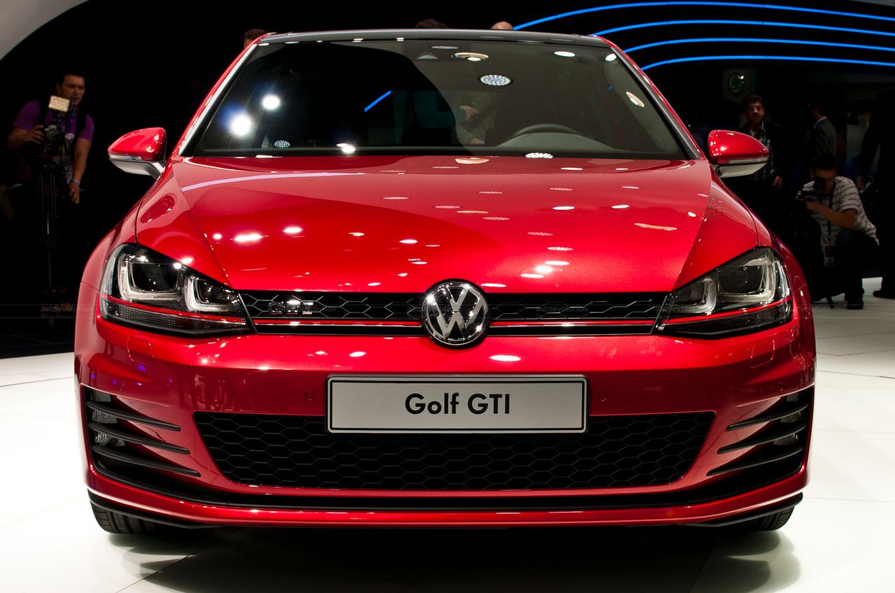 Volkswagen (VW) () Golf VII (5G1, AU1, AU2, BQ1, BE1):  