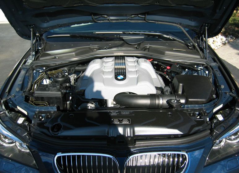 BMW () N62B44A:  