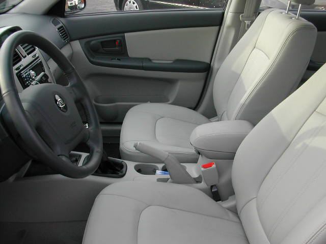 Kia () Cerato I (Spectra):  